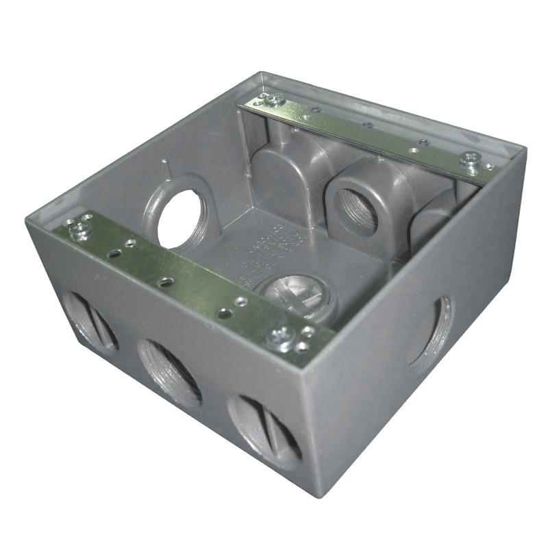 Caja Fundición Aluminio 5800 con salida 1pulgada 5 Huecos